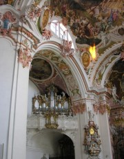 L'orgue de Marie (Marienorgel), à gauche, vers l'entrée du choeur. Cliché personnel