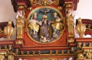 Détail de l'autel Nord: couronnement de la Vierge. Cliché personnel