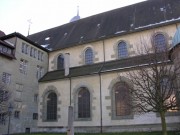 Vue de l'église St-Michel à Fribourg. Cliché personnel (nov. 2008)