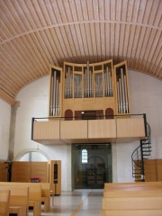 Une dernière vue de l'orgue du Temple de Dombresson. Cliché personnel (fév. 2009)