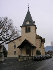 Vue de l'église de Corsier. Cliché personnel (1er mars 2009)