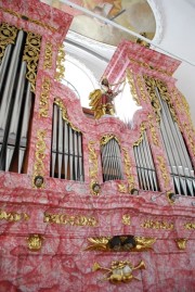 Autre vue de la façade du grand orgue Cäcilia. Cliché personnel