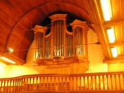 Le bel orgue Saint-Martin du Temple de Bevaix. Cliché personnel