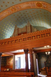 Vue de la tribune et des orgues depuis la nef. Cliché personnel