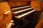 Autre vue de la console de l'orgue. Cliché personnel
