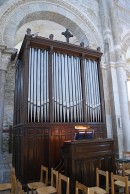 Orgue de la Basilique de Vézelay. Cliché personnel (juin 2009)