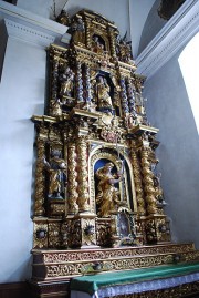 Autre autel dans une chapelle à droite de la nef. Cliché personnel