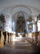 Vue intérieure de l'église St. Martin de Hallwang. Crédit: www.salzburg.com/wiki/