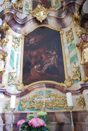 Peinture de l'autel second. droit: une Descente de Croix. Cliché personnel