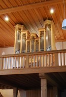 Vue de l'orgue Armin Hauser de l'église réf. de Suhr. Cliché personnel (07.2010)