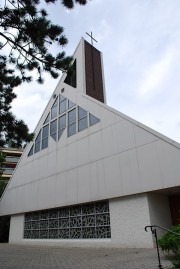 Eglise catholique St-Jean de Vevey. Cliché personnel (oct. 2010)