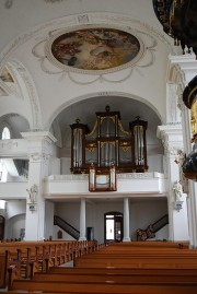 Vue intérieure (perspective avec chaire et nef vers l'orgue). Cliché personnel