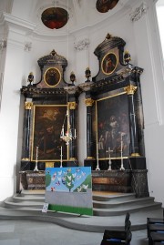 Vue de deux autels. Cliché personnel