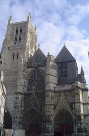 Cathédrale de Meaux. Crédit: www.uquebec.ca/musique/orgues/