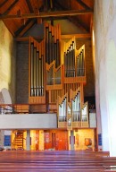 Vue de l'orgue Kuhn (1971) de l'église catholique d'Oberwil (BL). Cliché personnel (mars 2012)