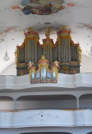 Vue du grand orgue Goll (1986) de l'église paroissiale de Hochdorf. Cliché personnel (début juin 2012)