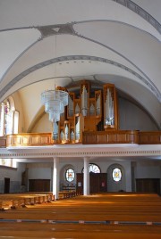 Le grand orgue Graf avec la nef. Cliché personnel