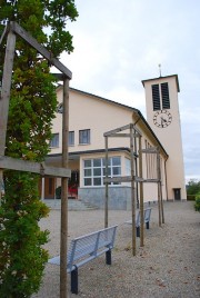 Vue de l'église réformée de Sirnach. Cliché personnel (automne 2012)