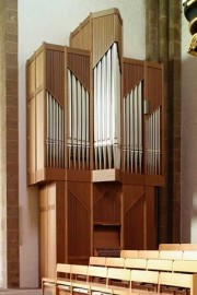 Orgue de choeur Kuhn du Dom de Minden. Crédit: www.orgelbau.ch/