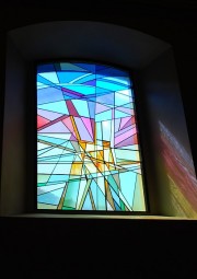 Un des vitraux de cette église. Cliché personnel privé