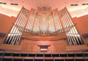 Grand orgue Kern à Sapporo. Crédit: www.kerpipeorgan.com/