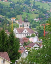 Vue des églises d'Altstätten depuis la Forstkapelle (au zoom). Cliché personnel (07. 2014)