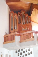 Vue de l'orgue Pürro (1994) de la Marienkirche de Blatten. Cliché personnel (été 2012)