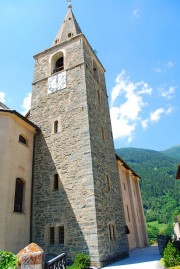 Vue de l'église de Vissoie. Cliché personnel (juin 2017)