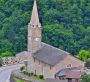 Une vue de l'église de Troistorrents. Source: https://www.regiondentsdumidi.ch/fr/messe-du-dimanche-a-troistorrents-fp854