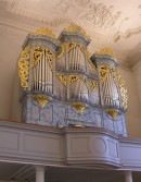 Vue de l'orgue Ahrend de l'église des Jésuites de Porrentruy (1985). Cliché personnel (déc. 2008)