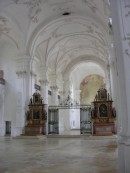Vue de la nef baroque de l'église de Bellelay. Cliché personnel