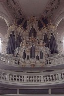 Vue de l'orgue de Naumburg (Zacharias Hildebrandt). Crédit: //de.wikipedia.org/