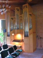 Autre vue de cet orgue Kuhn. Cliché personnel