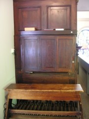 La console placée sur le côté de l'orgue. Cliché personnel