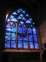 Autre vitrail de Manessier au Saint-Sépulcre. Cliché personnel