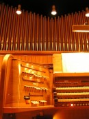 Salle de Musique, La Chaux-de-Fonds, aspects du Grand Orgue. Cliché personnel (cliquer sur l'image pour l'agrandir)