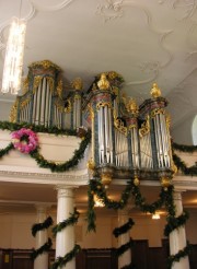 Une dernière vue de l'orgue Kuhn de Lenzburg. Cliché personnel
