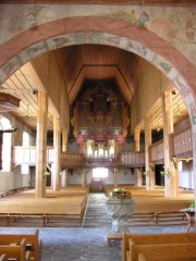 Vue de l'arc d'entrée dans le choeur (en direction de l'orgue). Cliché personnel