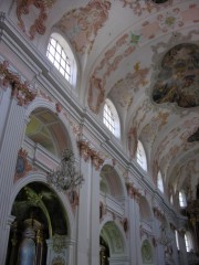 Elévation de la nef: la splendeur de l'art baroque à son apogée. Cliché personnel