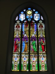 Le grand vitrail du choeur de cette église St-Matthieu. Cliché personnel