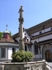 Autre vue de l'église des Franciscains de Lucerne. Cliché personnel