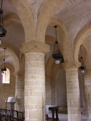 Partie supérieure du narthex (chapelle St-Michel). Cliché personnel (escalier d'accès creusé dans l'épaisseur du mur)