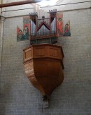 L'orgue historique de Valère à Sion (orgue construit vers 1435). Cliché personnel (en 2010)