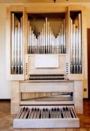 Vue d'un orgue neuf de salon du facteur Giorgio Carli. Crédit: www.carliorgani.it/