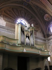 Vue de l'orgue G. Antegnati en situation sur la tribune ouest. Cliché personnel