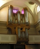 L'orgue Kuhn (1984) de l'église de Carasso au Tessin. Cliché personnel (sept. 2007)