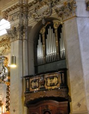 Autre vue du buffet d'orgue droit (sud) de l'orgue Mascioni. Cliché personnel