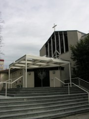 Eglise St-Joseph à Lausanne. Cliché personnel (avril 2008)