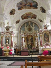 L'ensemble des autels vers le choeur: un sommet de l'art baroque. Cliché personnel