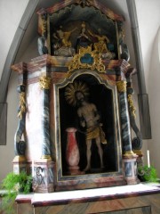 Maître-autel de la chapelle haute de l'ossuaire (couronnement de la Vierge). Cliché personnel